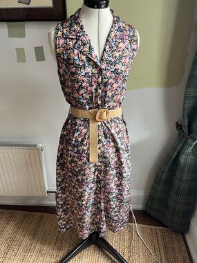 Vintage button up floral sundress